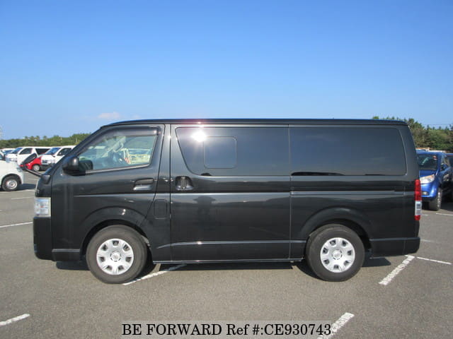 2019 Toyota Hiace, photo 2 of 3