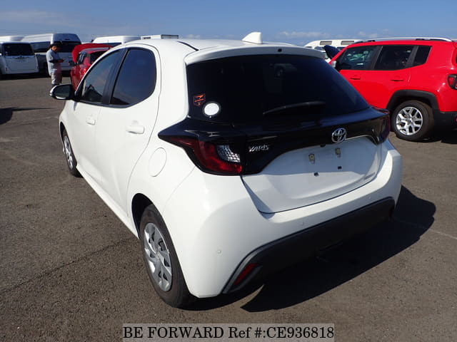 2021 Toyota Yaris, photo 3 of 3