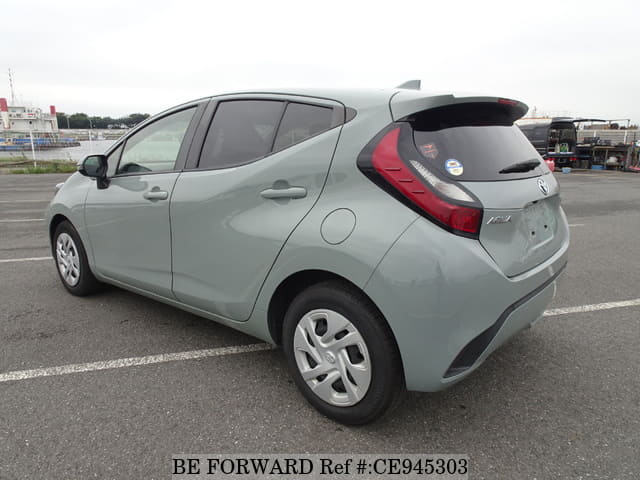 2022 Toyota Aqua, photo 3 of 3