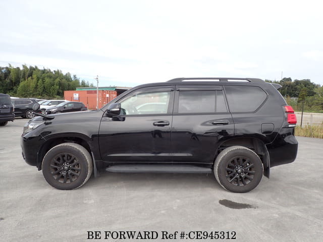 2022 Toyota Land Cruiser Prado, photo 2 of 3