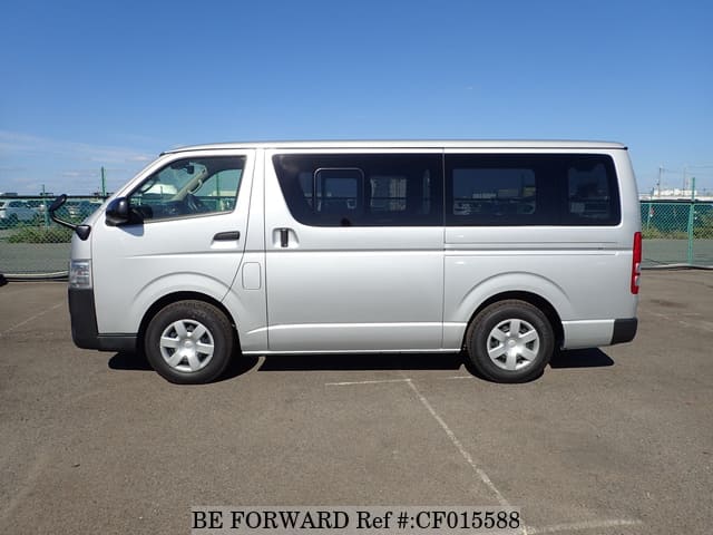 2019 Toyota Regiusace, photo 2 of 3