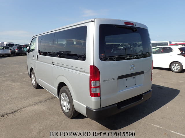2019 Toyota Regiusace, photo 3 of 3