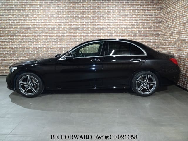 2019 Mercedes-Benz C-class, photo 2 of 3