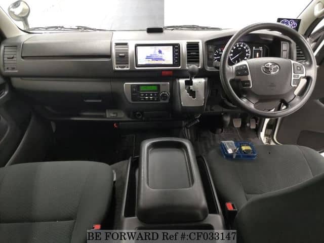 2021 Toyota Hiace, photo 3 of 3