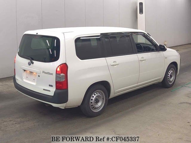 2021 Toyota Probox, photo 2 of 3