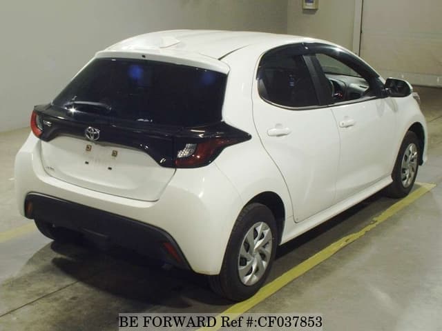 2021 Toyota Yaris, photo 2 of 2