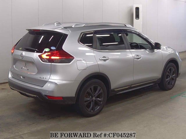 2021 Nissan X-trail, photo 2 of 3
