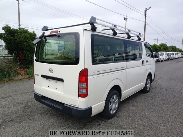 2020 Toyota Hiace, photo 2 of 3