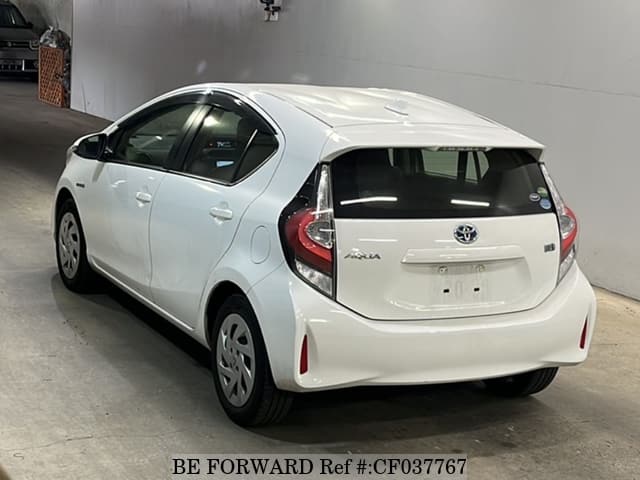 2019 Toyota Aqua, photo 2 of 3