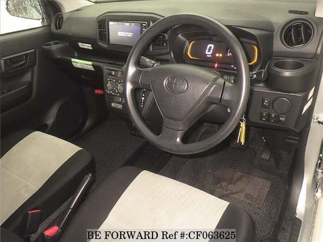 2020 Toyota Pixis, photo 3 of 3