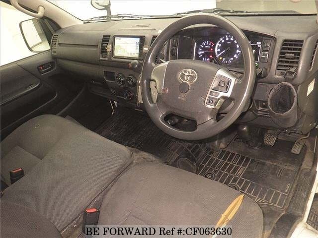 2020 Toyota Hiace, photo 3 of 3