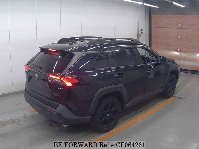 2022 Toyota Rav4, photo 2 of 3