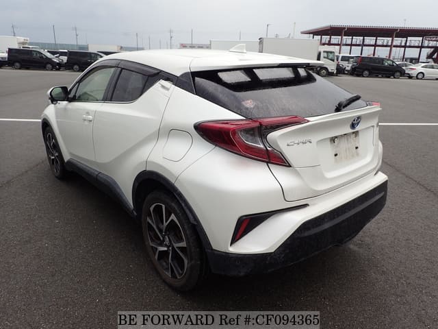 2019 Toyota C-hr, photo 3 of 3