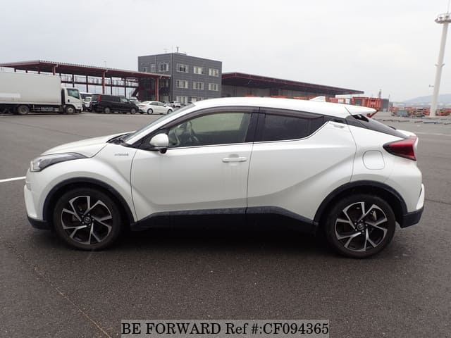 2019 Toyota C-hr, photo 2 of 3