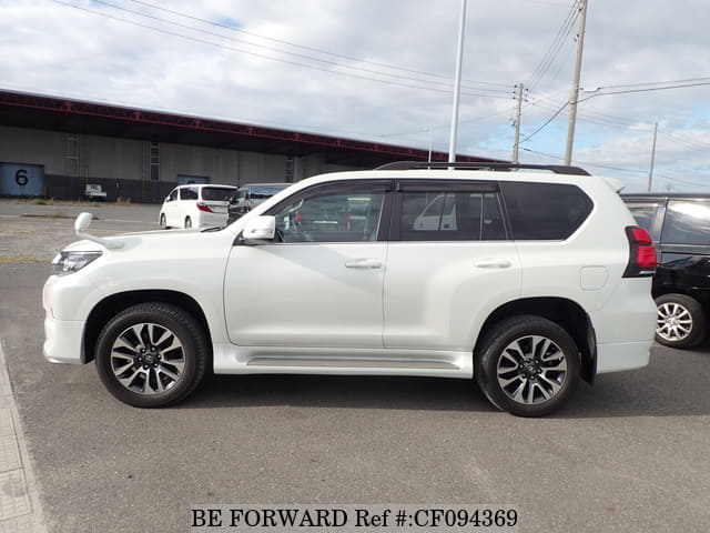 2021 Toyota Land Cruiser Prado, photo 2 of 3