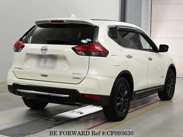 2021 Nissan X-trail, photo 2 of 3