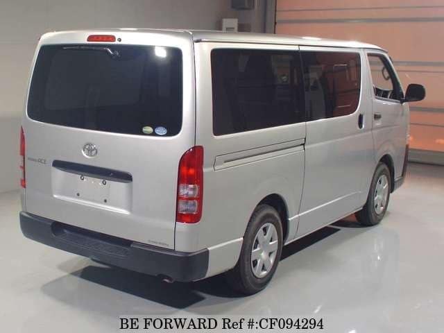 2019 Toyota Regiusace, photo 2 of 2