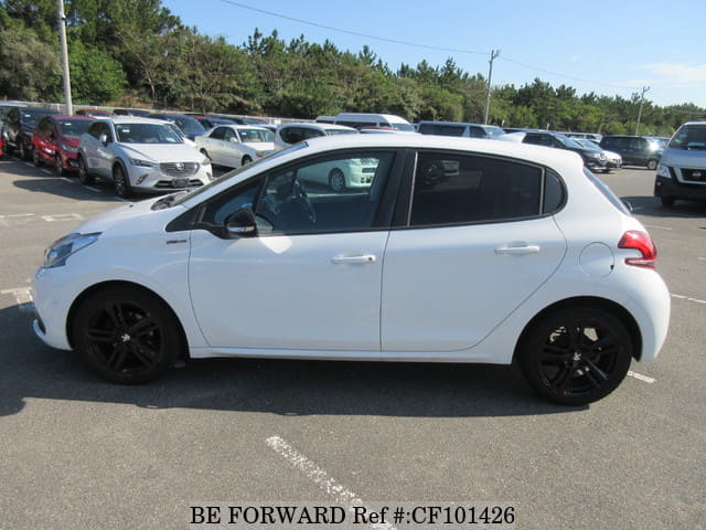 2019 Peugeot 208, photo 2 of 3