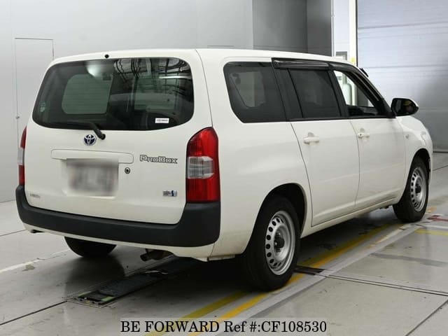 2021 Toyota Probox, photo 2 of 3