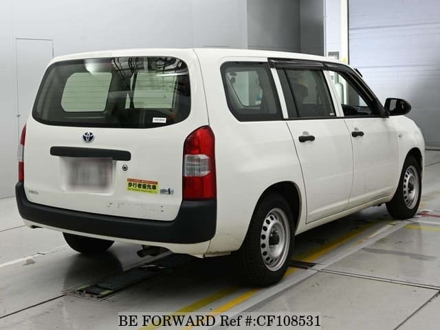 2021 Toyota Probox, photo 2 of 3
