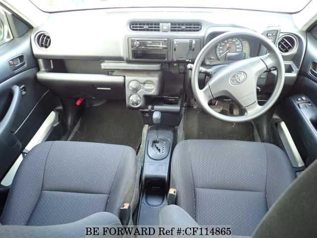2022 Toyota Probox, photo 3 of 3