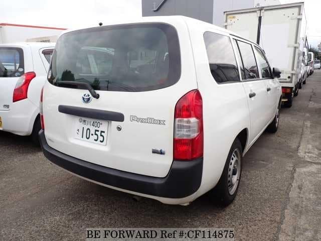 2022 Toyota Probox, photo 2 of 3