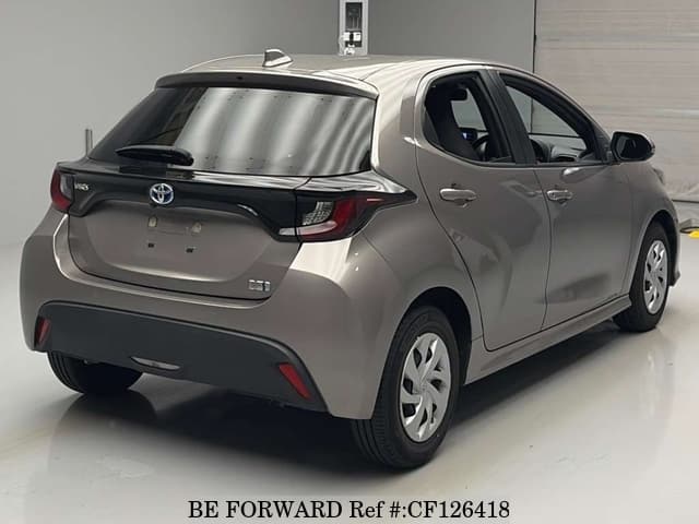 2021 Toyota Yaris, photo 2 of 2