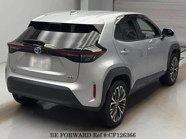 2021 Toyota Yaris, photo 2 of 2