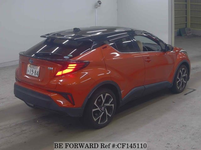 2020 Toyota C-hr, photo 2 of 3