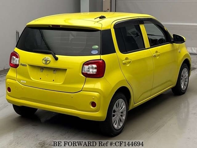 2021 Toyota Passo, photo 2 of 2