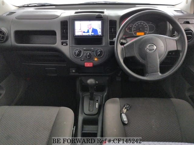 2020 Nissan Ad, photo 3 of 3