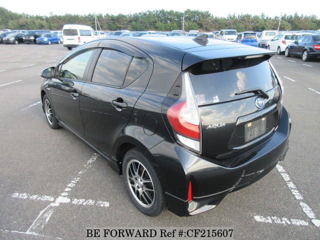 Used 2017 TOYOTA AQUA HYBRID S SMART ENTRY PACKAGE/DAA-NHP10 for Sale ...
