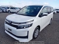 2014 TOYOTA VOXY X C PACKAGE