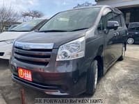 2010 TOYOTA NOAH