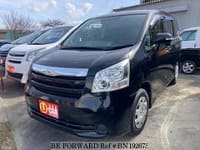 2009 TOYOTA NOAH