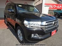 2017 TOYOTA LAND CRUISER AX G SELECTION 4WD