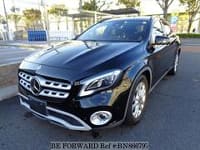 2017 MERCEDES-BENZ GLA-CLASS GLA180