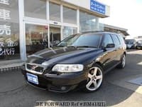 2005 VOLVO V70