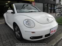 VOLKSWAGEN New Beetle