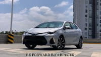 TOYOTA Corolla Sedan