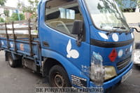 TOYOTA Dyna Truck