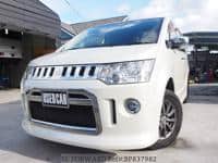 2010 MITSUBISHI DELICA D5 2.4II4WD