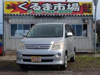 2005 TOYOTA NOAH