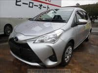 2017 TOYOTA VITZ F