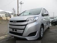 2019 TOYOTA NOAH X