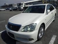 2004 TOYOTA CROWN