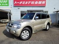 2003 MITSUBISHI PAJERO