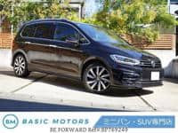 VOLKSWAGEN Golf Touran