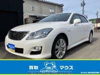 TOYOTA Crown Hybrid