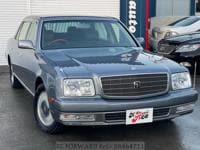 2013 TOYOTA CENTURY